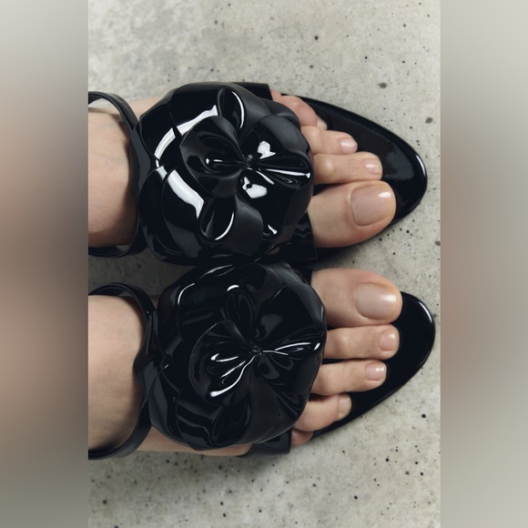 NWT Zara Woman FLORAL HIGH HEELED SANDALS Heels Shoes Black Faux Patent Size 8 - Picture 5 of 13
